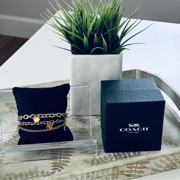 Coach Gold Hearts Chain Bracelet - Picture 1 of 8